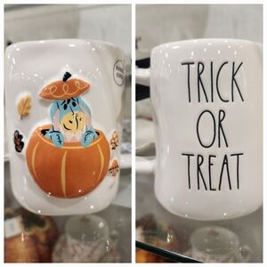 Rae Dunn Disney Halloween Winnie The Pooh Eyeore "TRICK OR TREAT" Mug NEW 2025